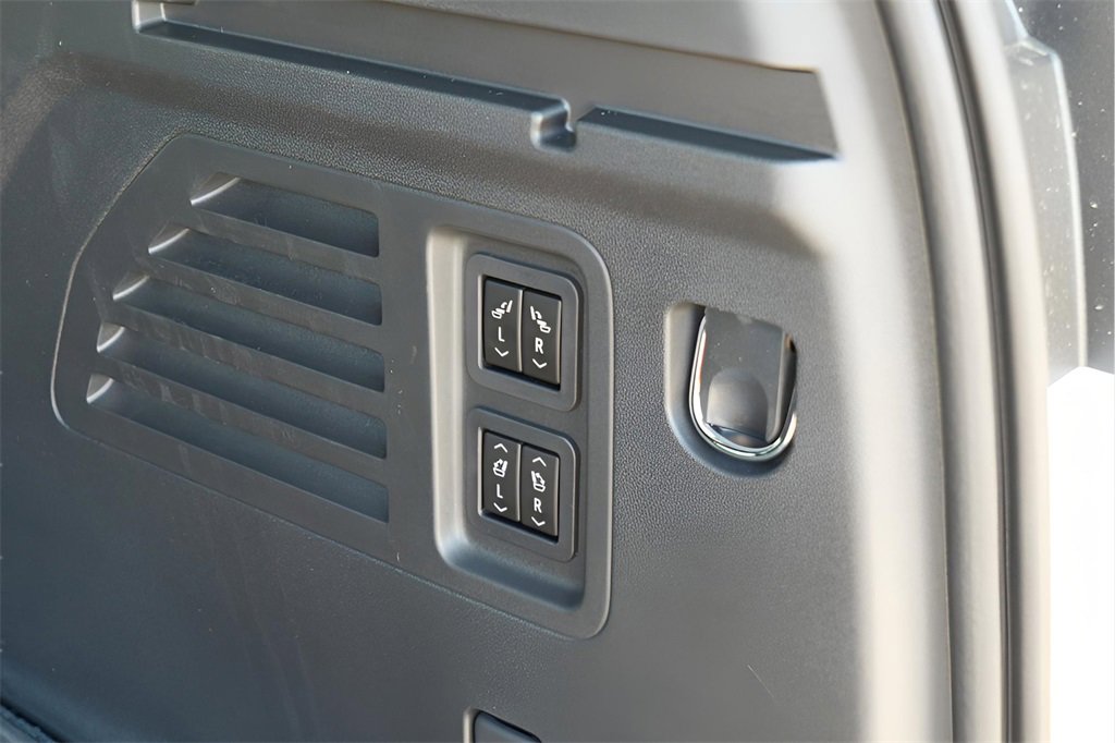 New 2026 GMC Acadia Denali w/ Super Cruise Package image 29