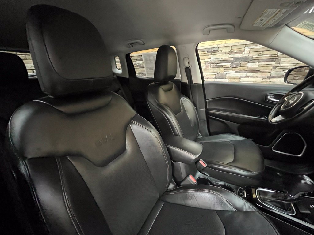Used 2018 Jeep Compass Limited AWD/4WD image 21