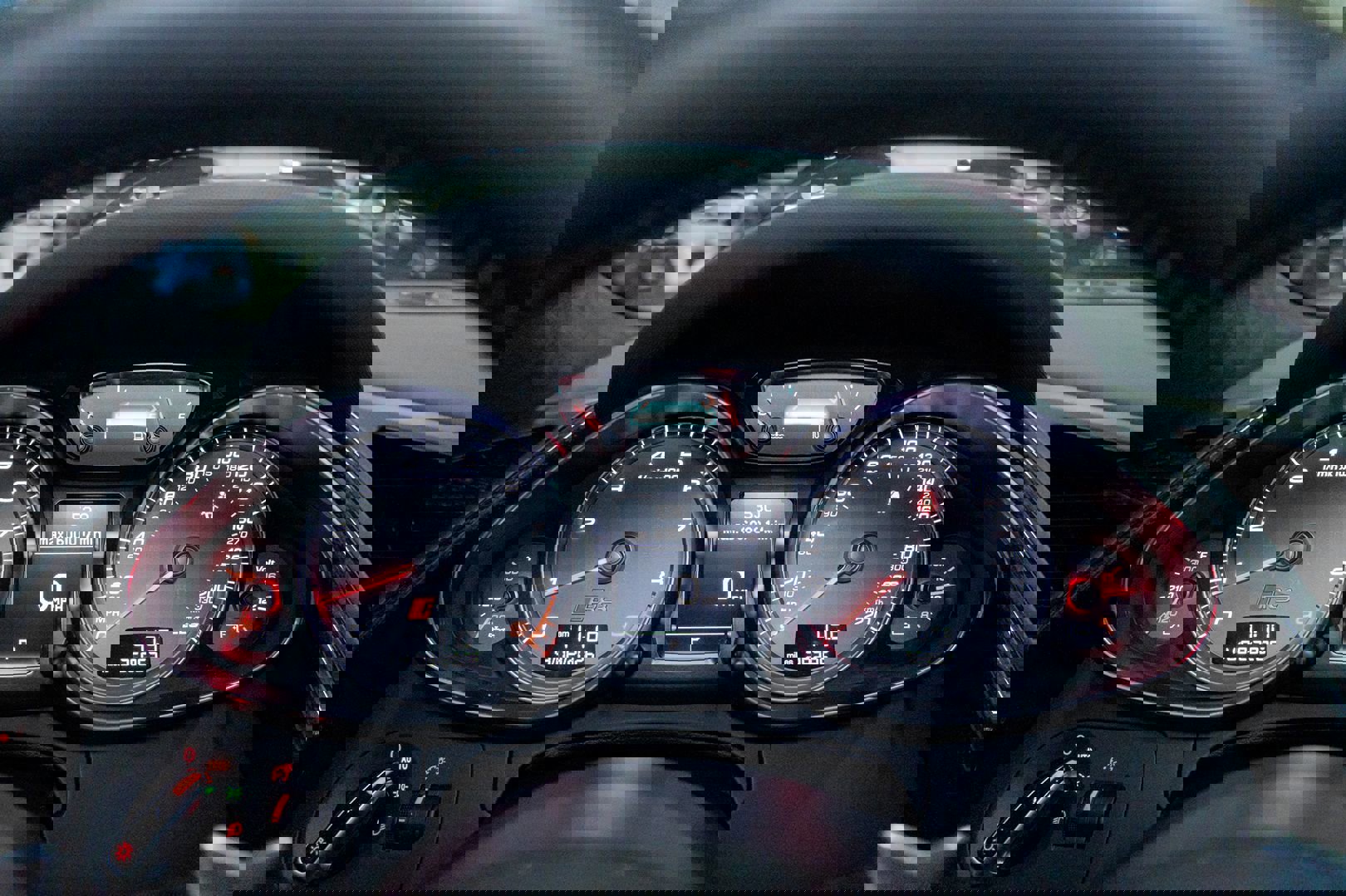 Used 2014 Audi R8 V8 w/ Convenience Package image 35