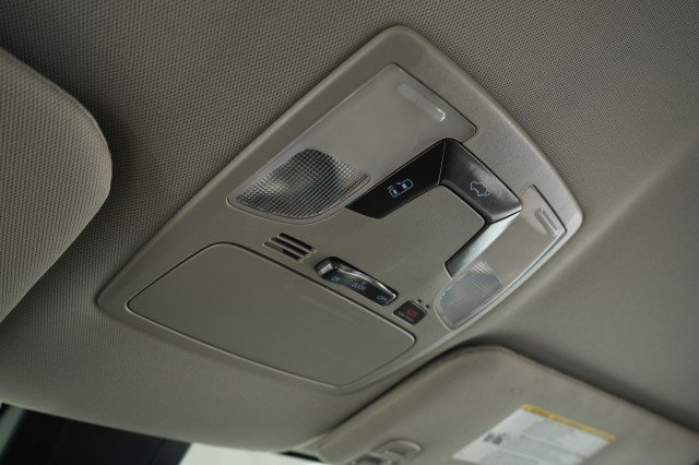 Used 2020 Toyota Sienna SE FWD image 44