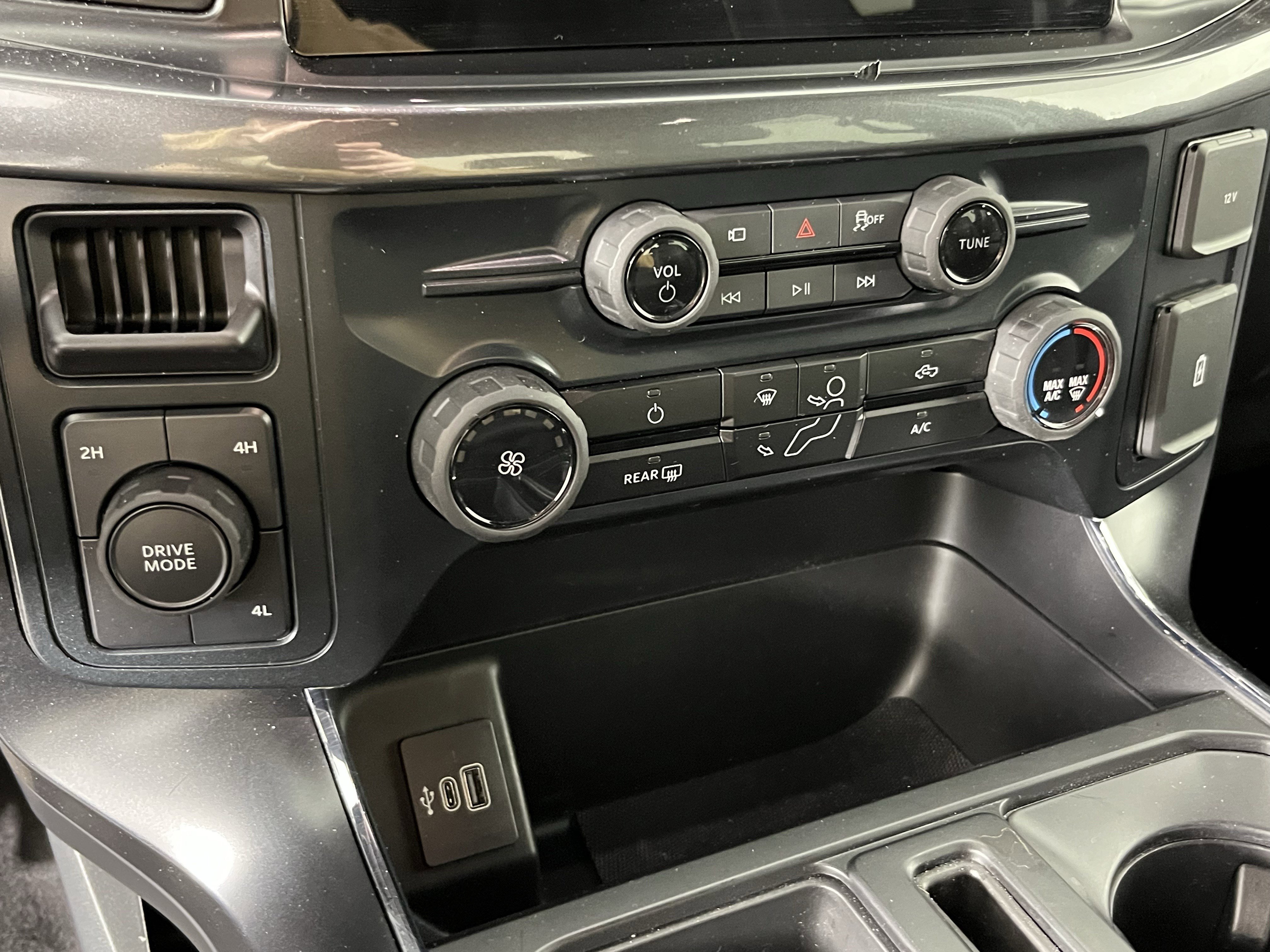 Used 2025 Ford F150 STX w/ Equipment Group 200A image 18