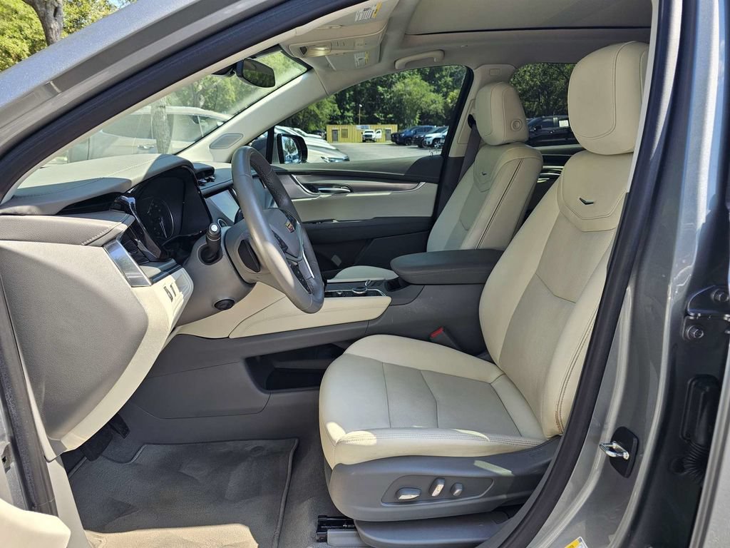 Certified 2024 Cadillac XT5 Premium Luxury FWD image 21