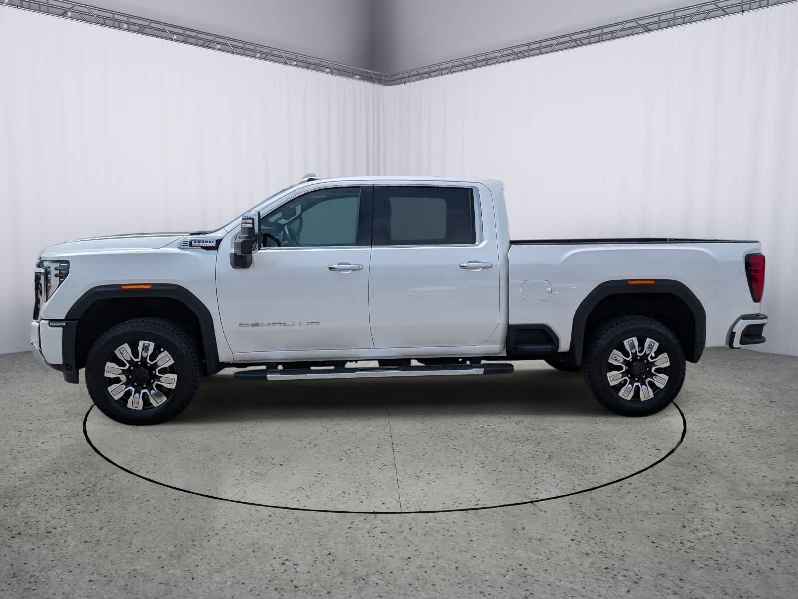 Certified 2025 GMC Sierra 2500 Denali w/ Denali Reserve Package AWD/4WD image 6