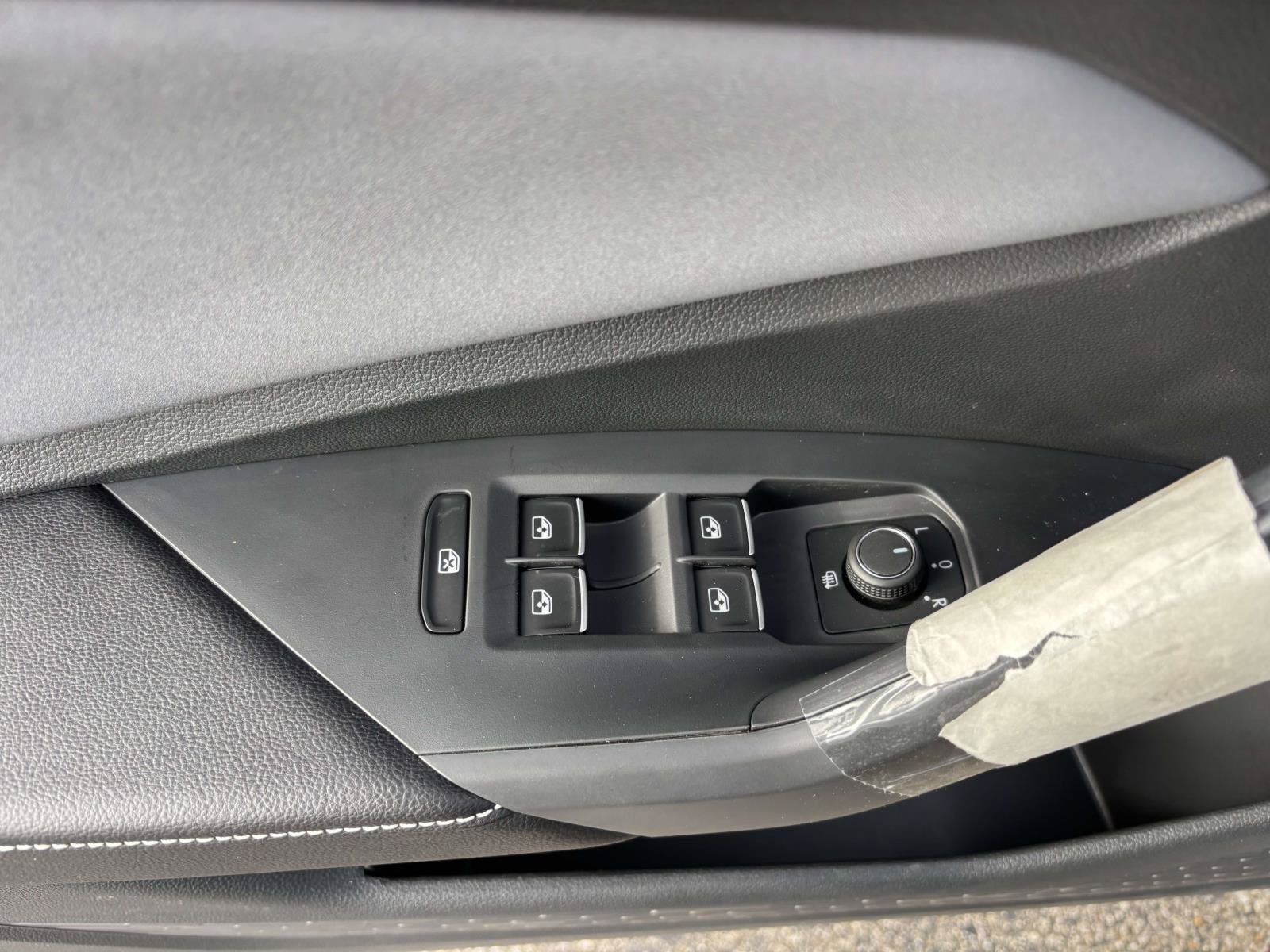 New 2026 Volkswagen Jetta SE FWD image 13