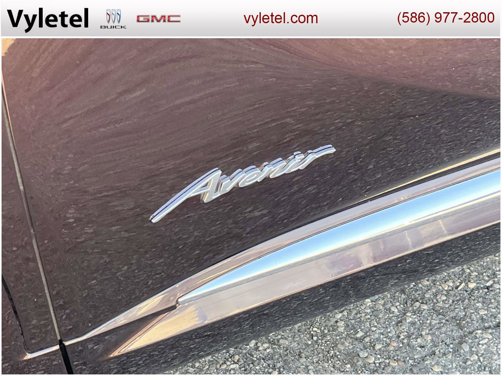 Certified 2023 Buick Envision Avenir image 8