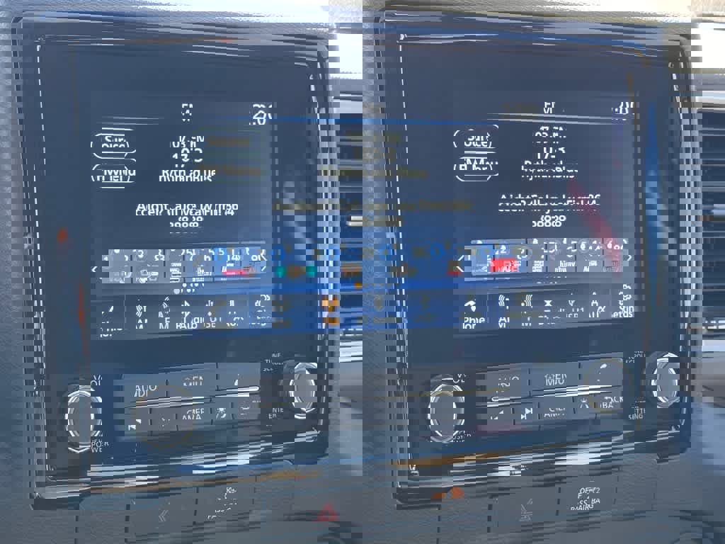 Used 2023 Nissan Frontier SV w/ SV Convenience Package image 21