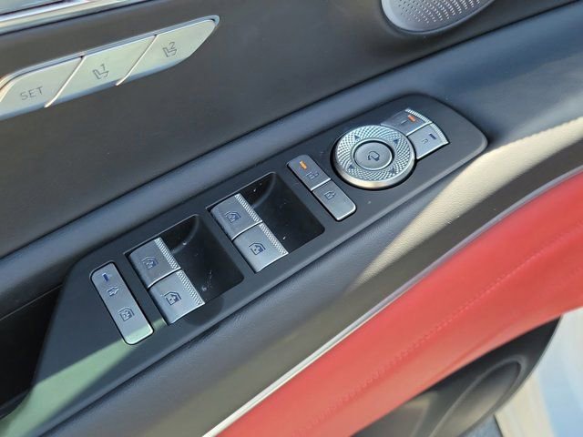 Used 2025 Genesis GV80 3.5T e-SC image 26