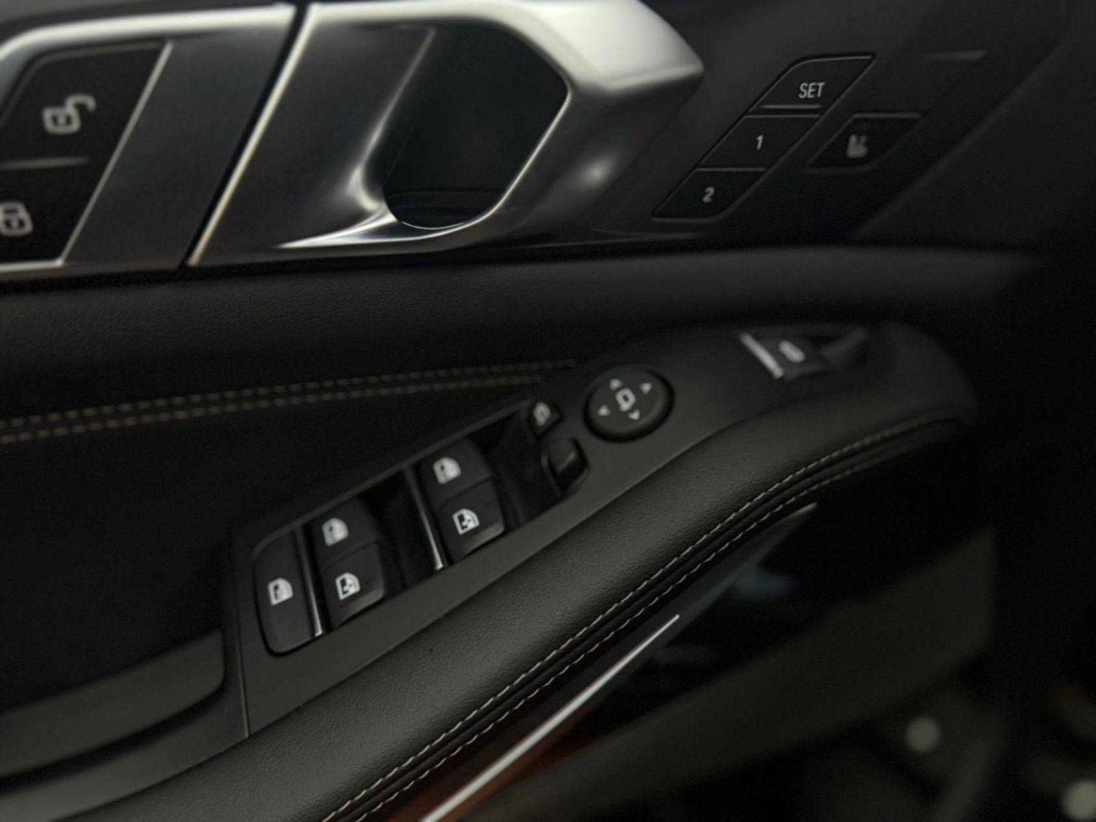 New 2026 BMW X5 xDrive50e w/ M Sport Package image 12