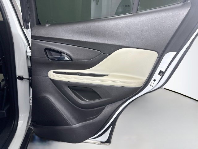 Used 2020 Buick Encore Preferred FWD image 27