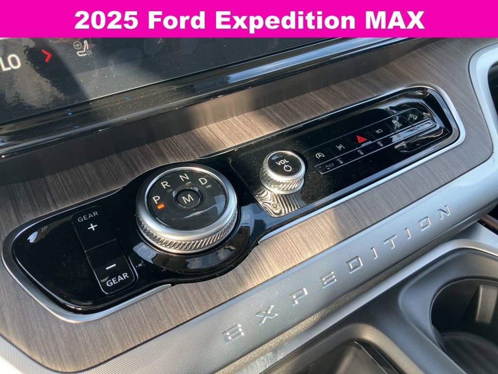 New 2025 Ford Expedition Max Platinum w/ Platinum Ultimate Package image 38