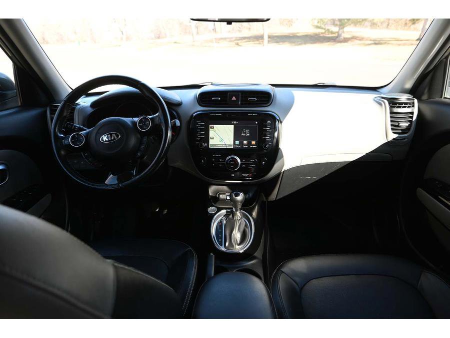 Used 2016 Kia Soul + w/ Primo Package image 20