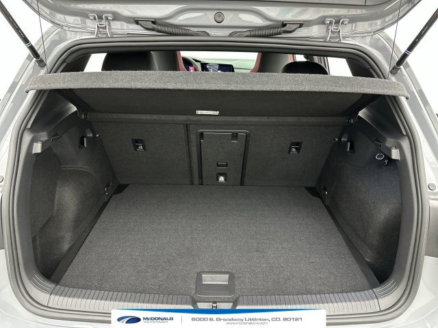 Used 2022 Volkswagen GTI Autobahn FWD image 24