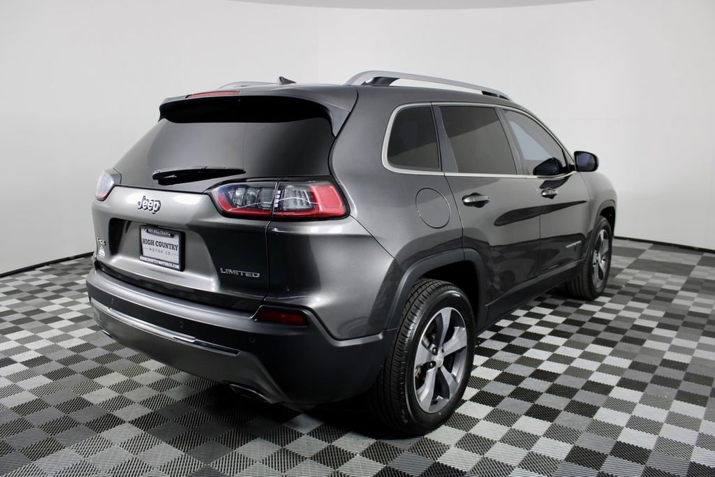 Used 2019 Jeep Cherokee Limited AWD/4WD image 8