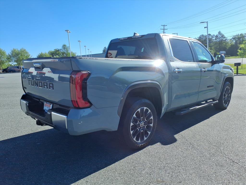 Used 2024 Toyota Tundra Limited AWD/4WD image 4
