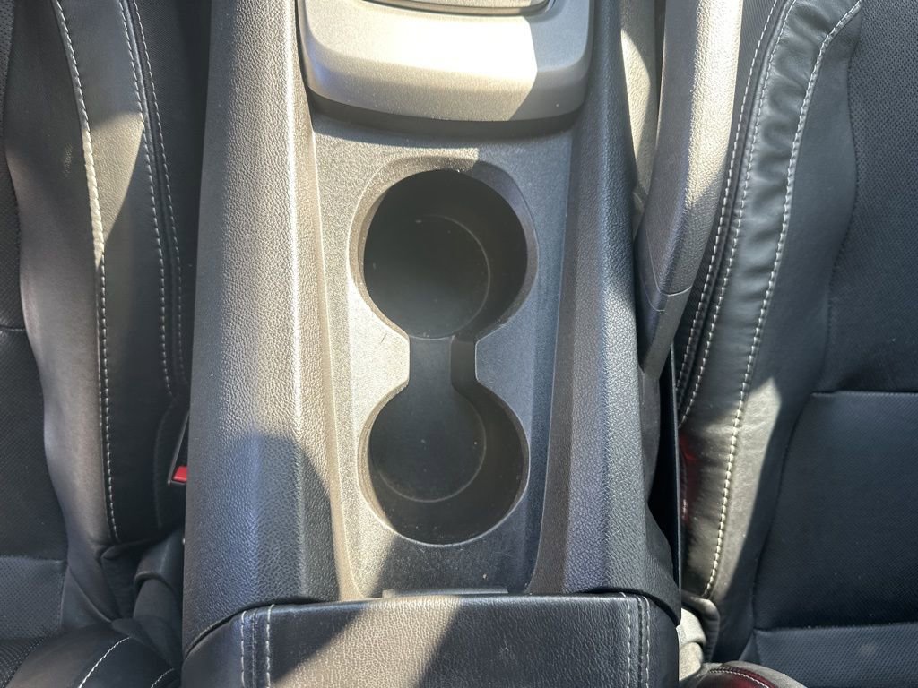 Used 2013 Chevrolet Camaro SS image 9