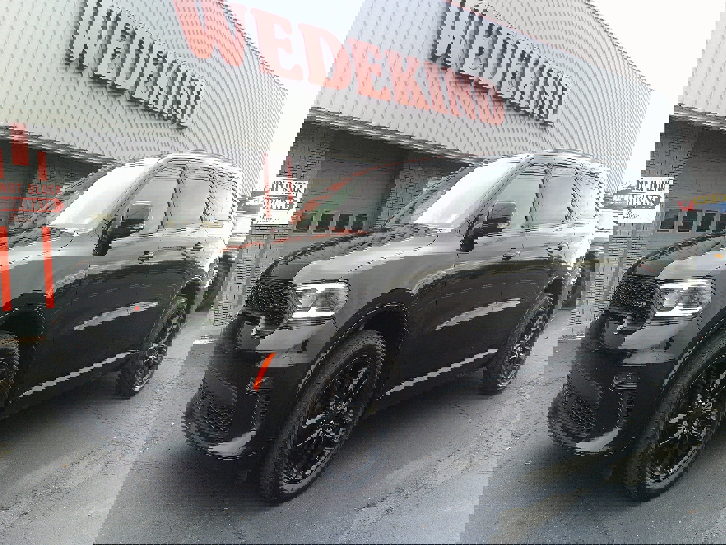 Used 2023 Dodge Durango GT image 1