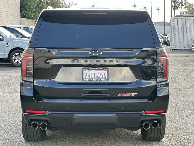 Used 2025 Chevrolet Suburban RST image 5