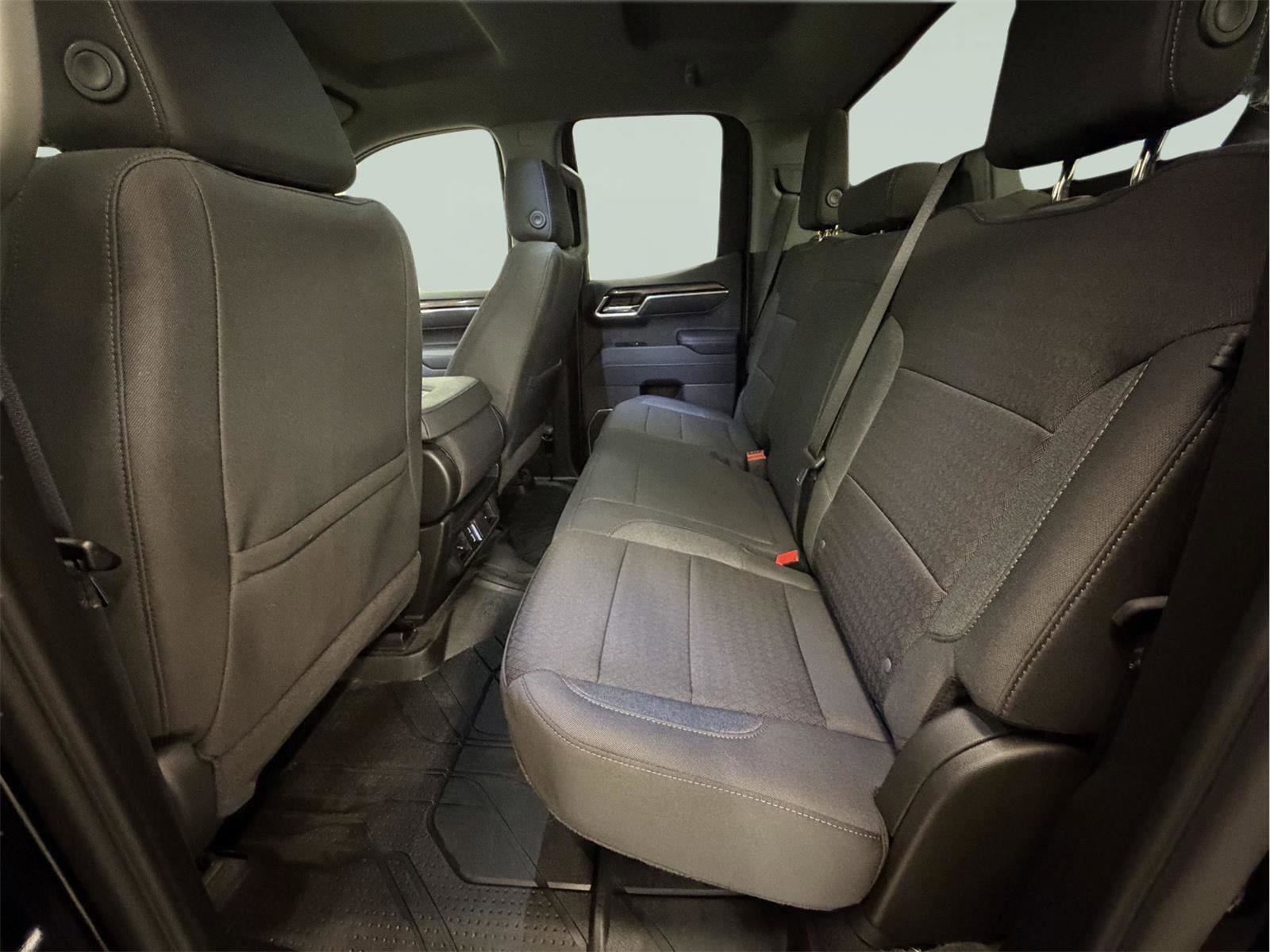 Certified 2026 Chevrolet Silverado 1500 RST w/ RST Select Package AWD/4WD image 26