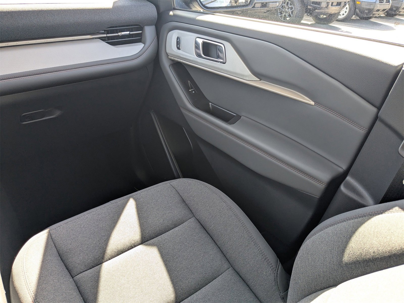 New 2026 Ford Explorer Active image 17