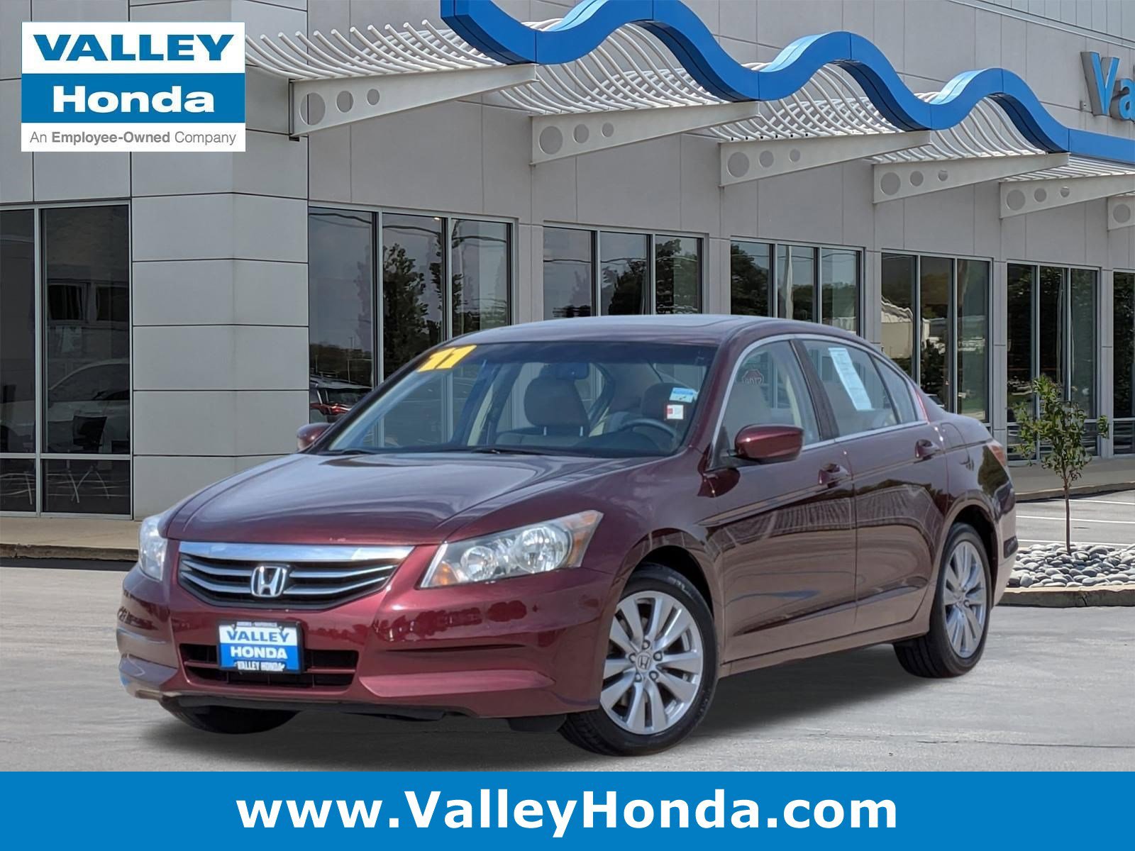 Used 2011 Honda Accord EX-L image 1