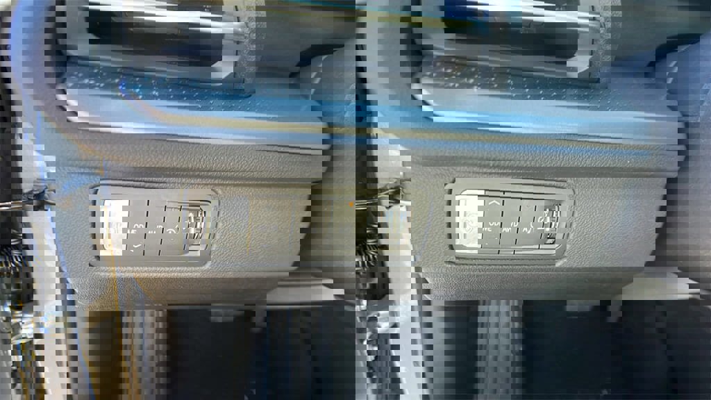 New 2026 Chevrolet Traverse LT w/ Driver Confidence Package image 20