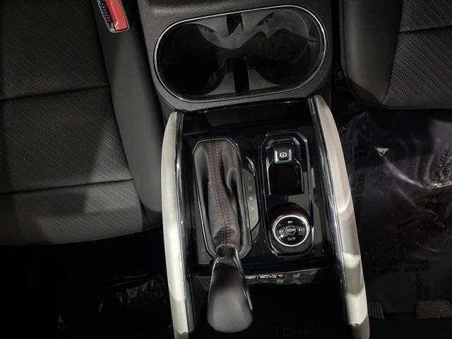 Used 2024 GMC Canyon AT4X w/ AT4X AEV Edition image 27