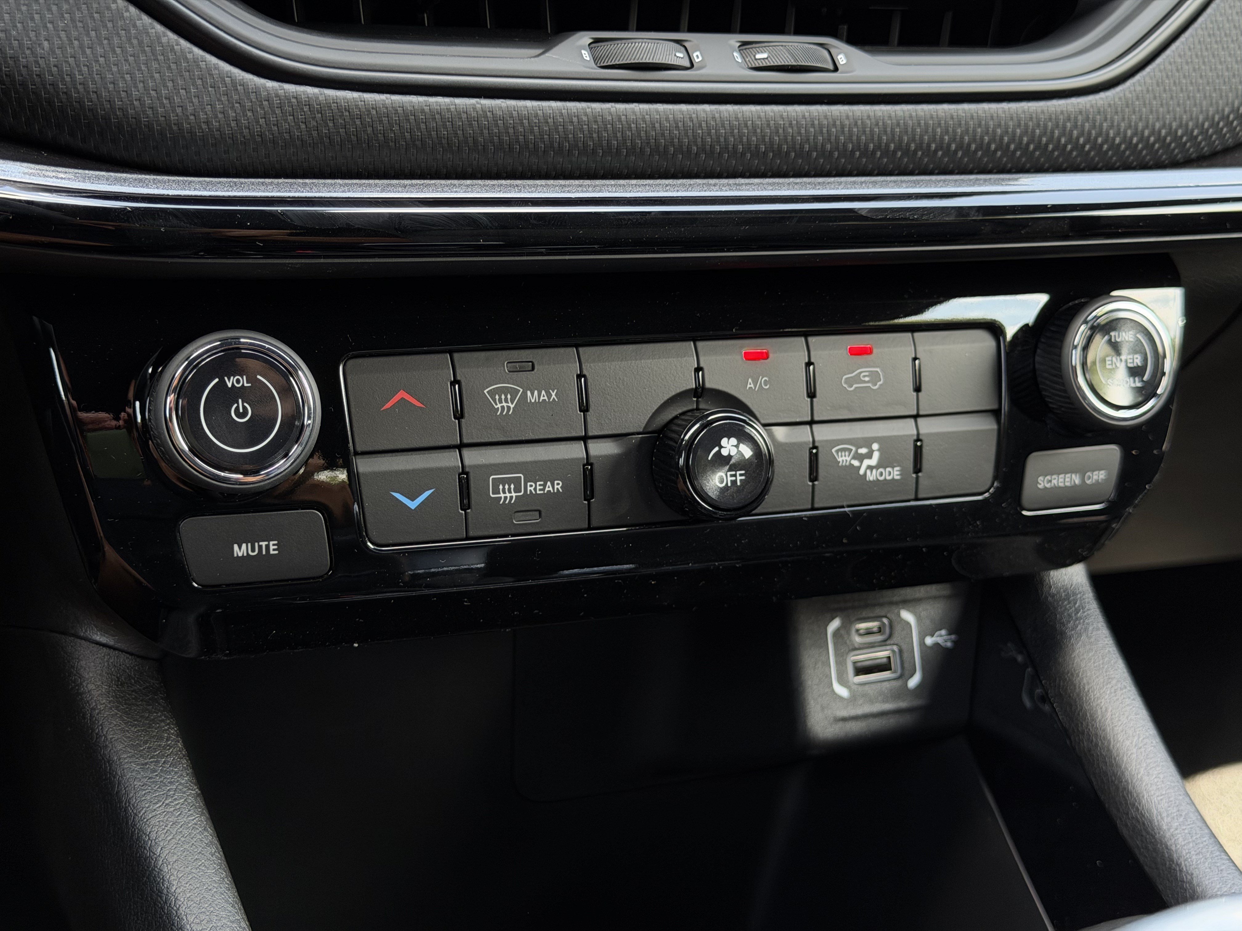 New 2026 Jeep Compass Latitude AWD/4WD image 27
