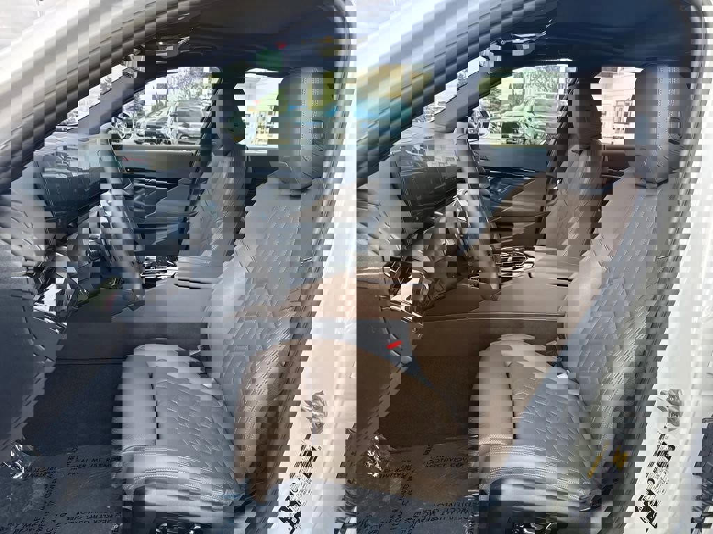 Used 2026 BMW 530i xDrive image 15