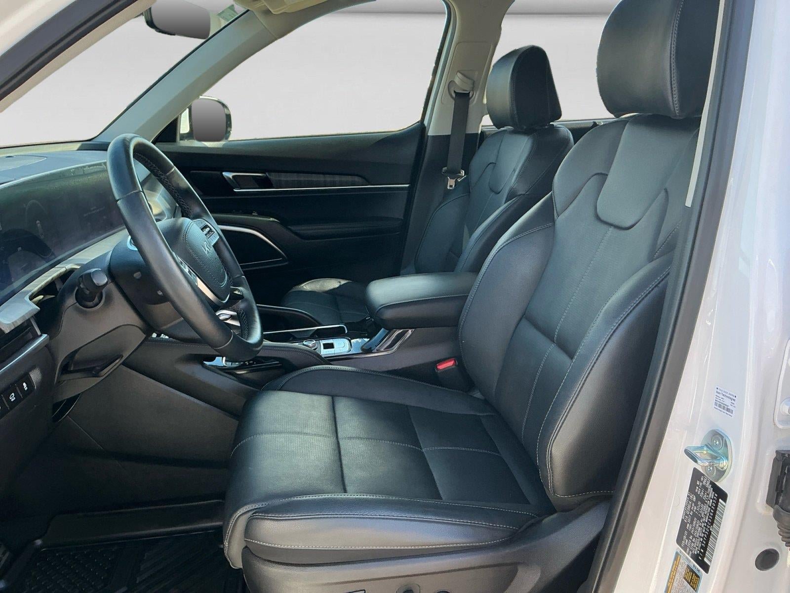Used 2025 Kia Telluride SX w/ SX Captain's Chair Package AWD/4WD image 10