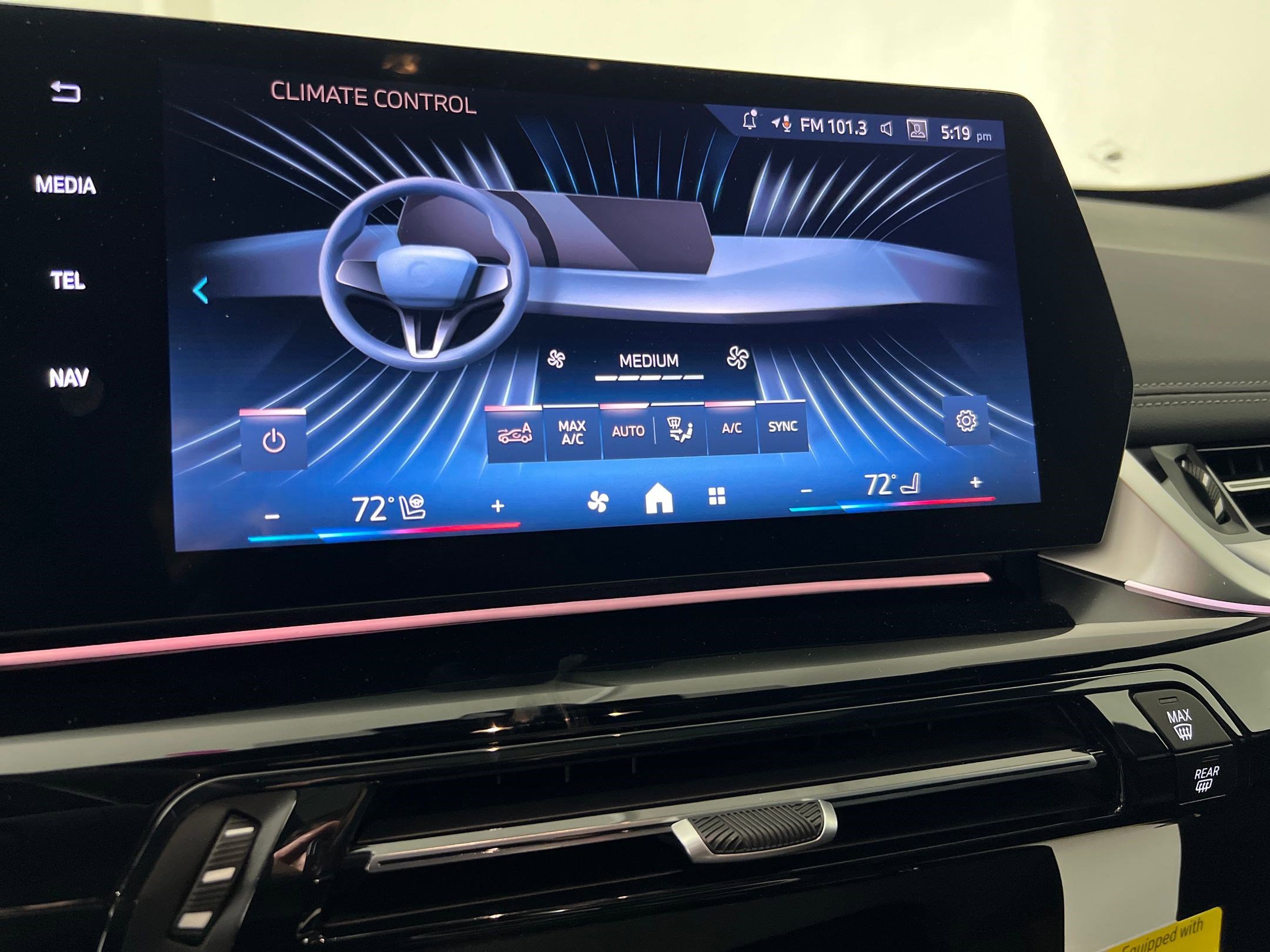 Used 2026 BMW X1 xDrive28i w/ Technology Package image 28