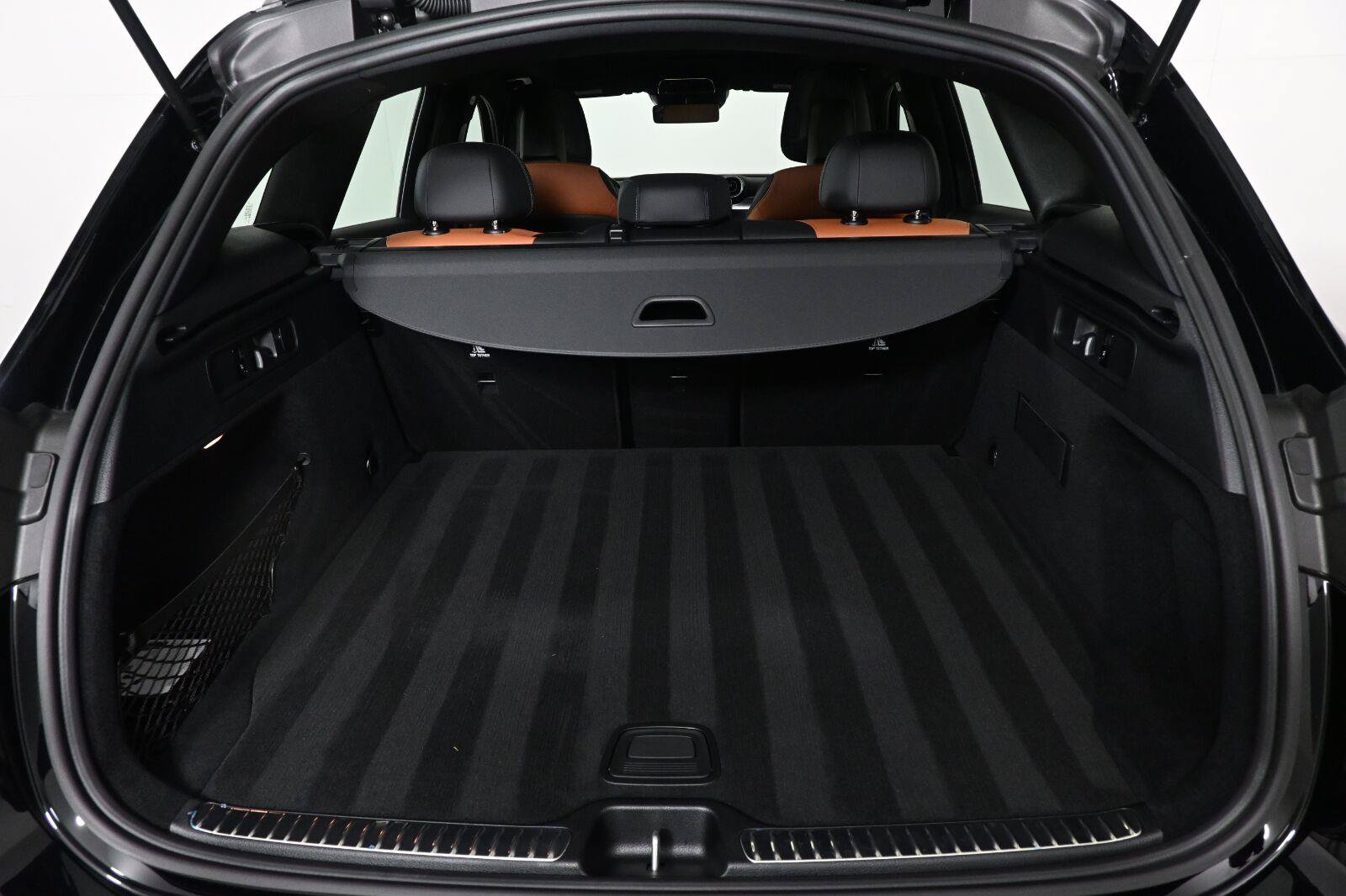 Certified 2026 Mercedes-Benz GLC 43 AMG 4MATIC image 29
