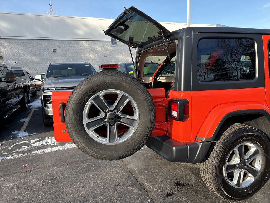 Used 2018 Jeep Wrangler Unlimited Sahara image 44