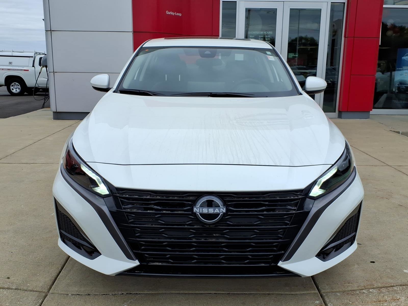 New 2026 Nissan Altima 2.5 SV w/ SV Premium Package FWD image 2