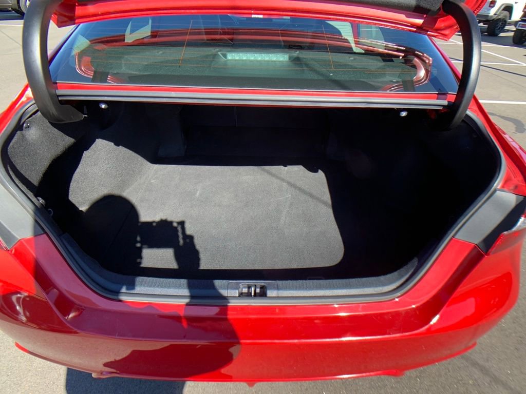 Used 2022 Toyota Camry SE image 25