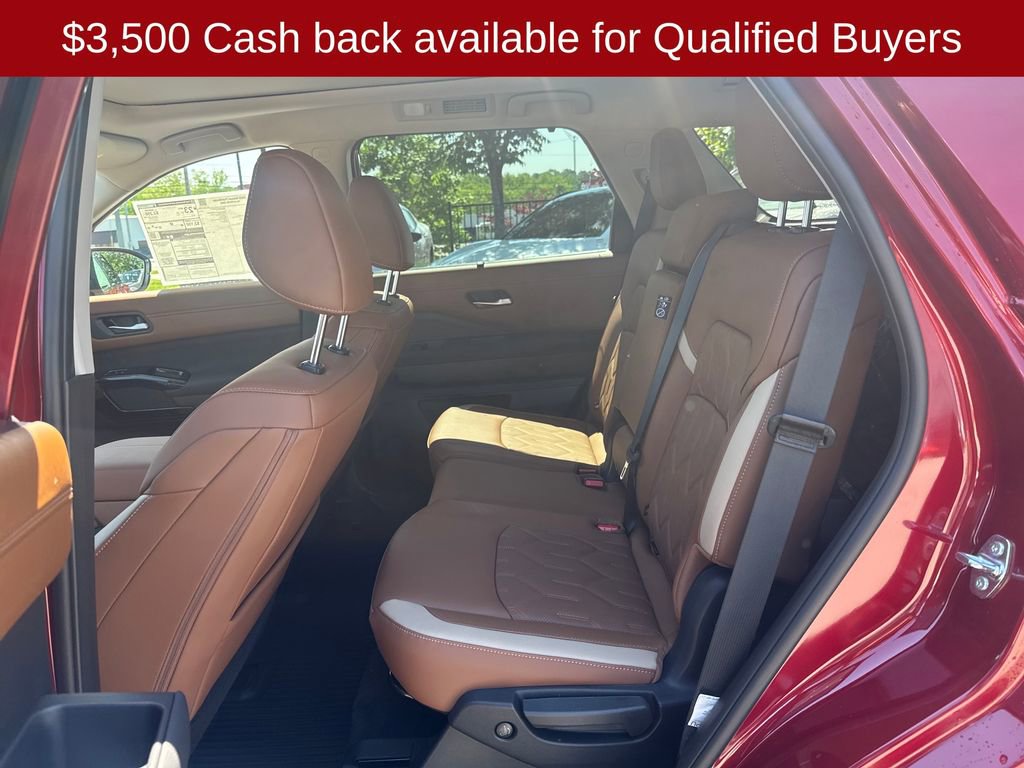 New 2026 Nissan Pathfinder Platinum w/ Cargo Package image 27