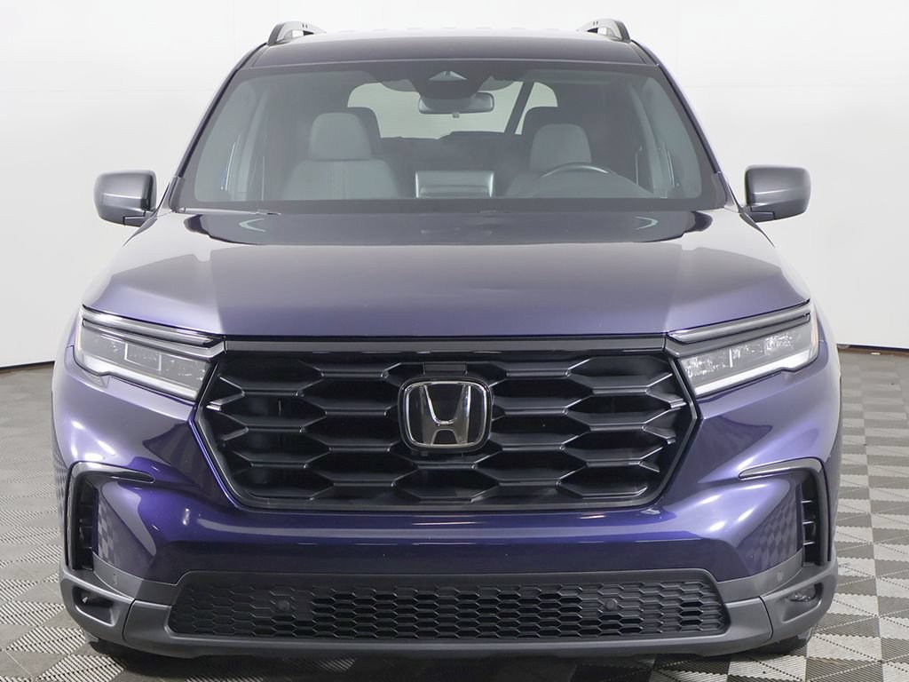 Certified 2024 Honda Pilot Sport image 10