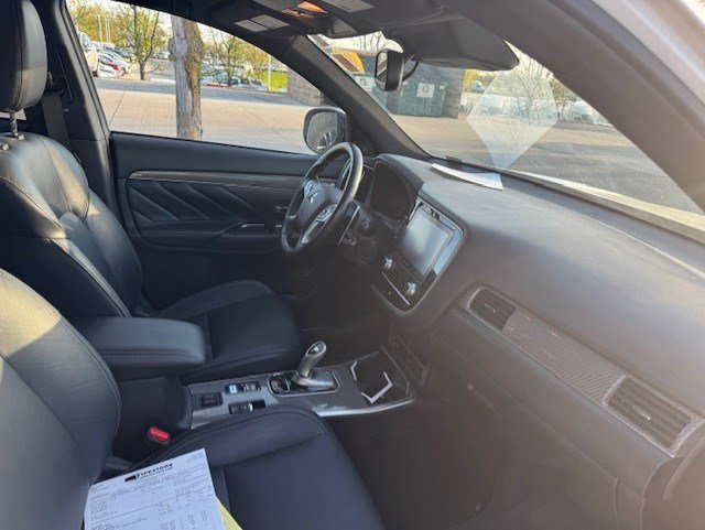 Used 2021 Mitsubishi Outlander SEL image 14