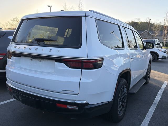 Used 2024 Jeep Wagoneer Series II w/ Flexible Seating Group image 10