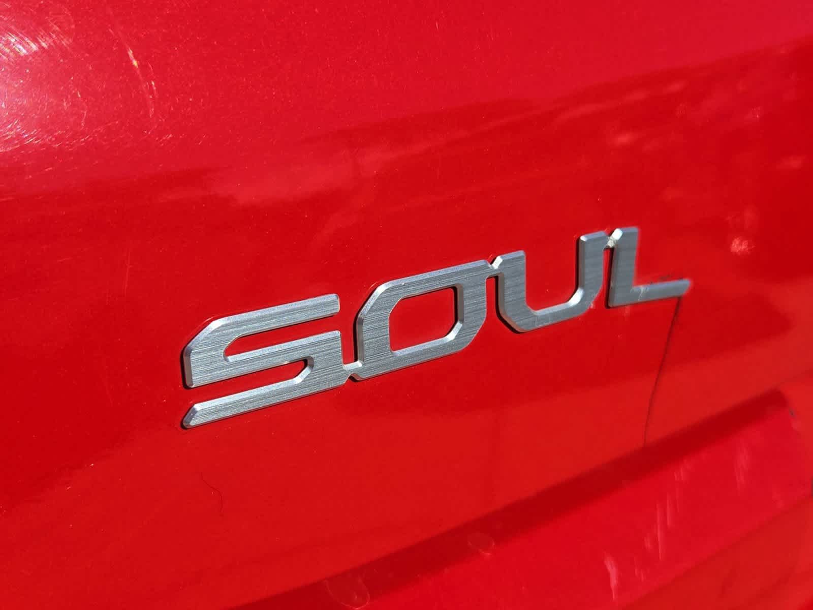 Used 2024 Kia Soul LX w/ Option Group 015 FWD image 13