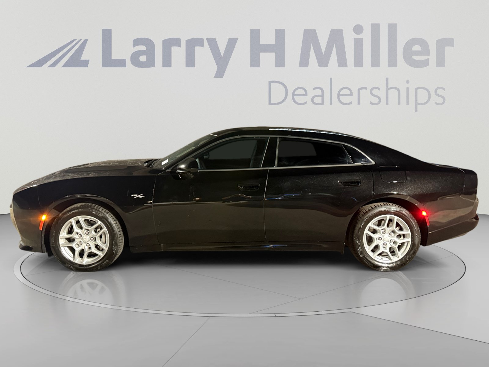 Used 2026 Dodge Charger R/T AWD/4WD image 2