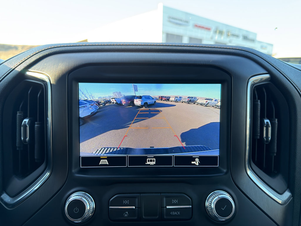 Used 2022 GMC Sierra 2500 AT4 image 27