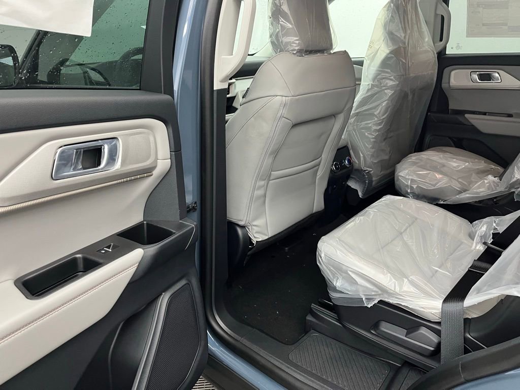New 2026 Ford Explorer Active w/ Active Comfort Package image 29