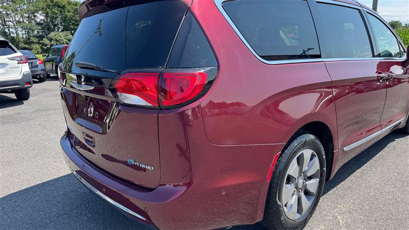 Used 2018 Chrysler Pacifica Limited w/ Advanced Safetytec Group FWD image 23