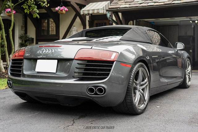 Used 2012 Audi R8 V8 AWD/4WD image 18