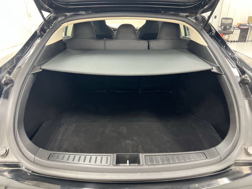 Used 2015 Tesla Model S 70D AWD/4WD image 23