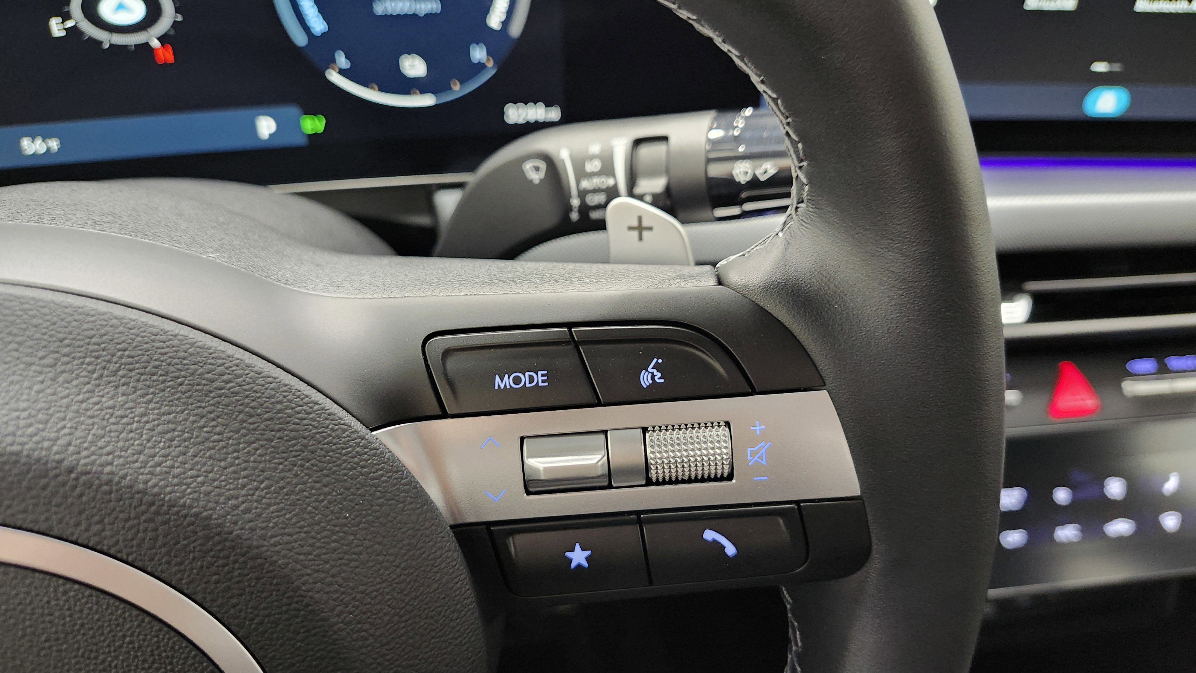 Used 2025 Hyundai Sonata Limited image 37