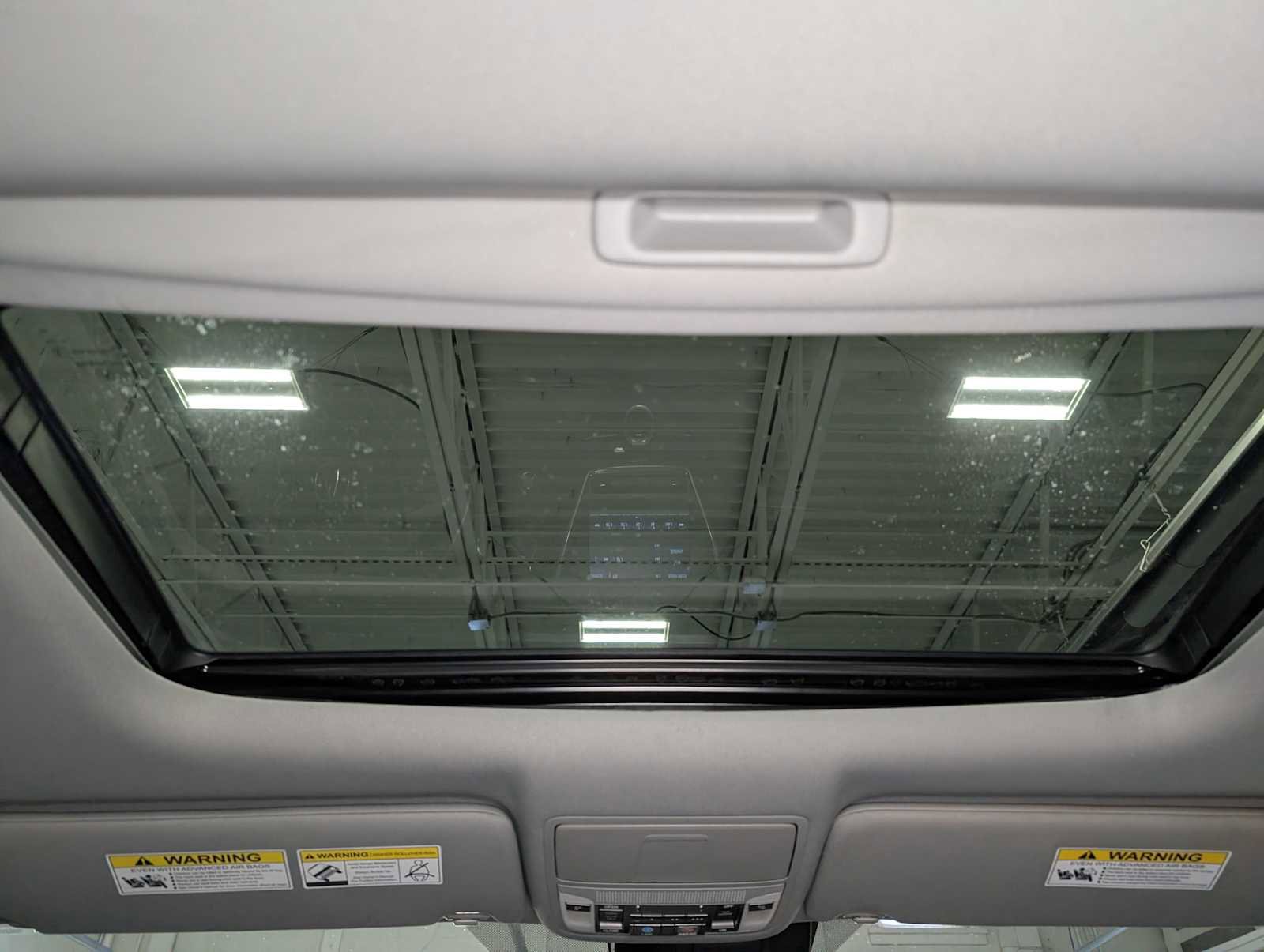 Used 2020 Acura MDX SH-AWD w/ Technology Package image 17