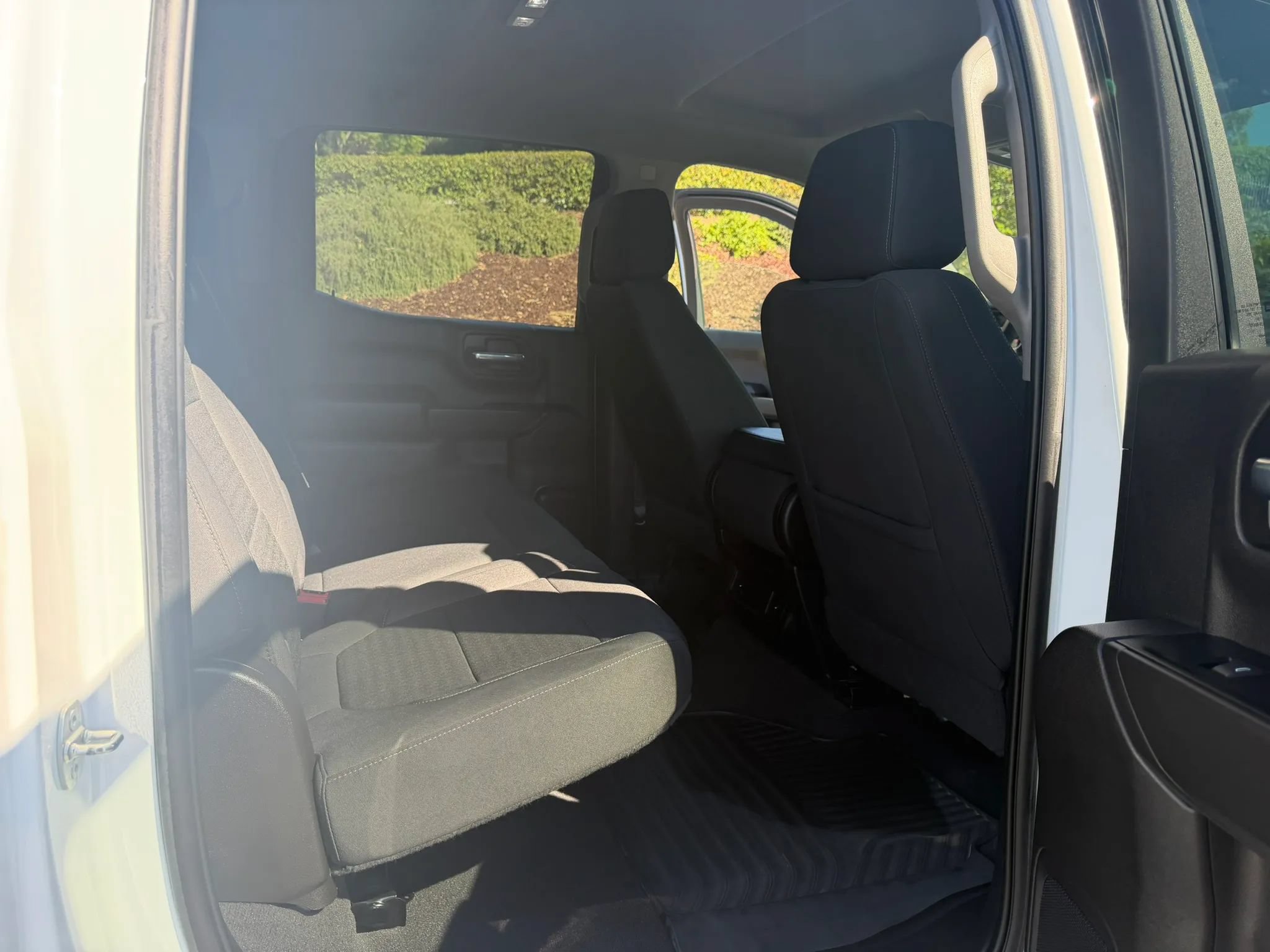 Used 2022 Chevrolet Silverado 1500 Custom w/ Safety Confidence Package RWD image 18
