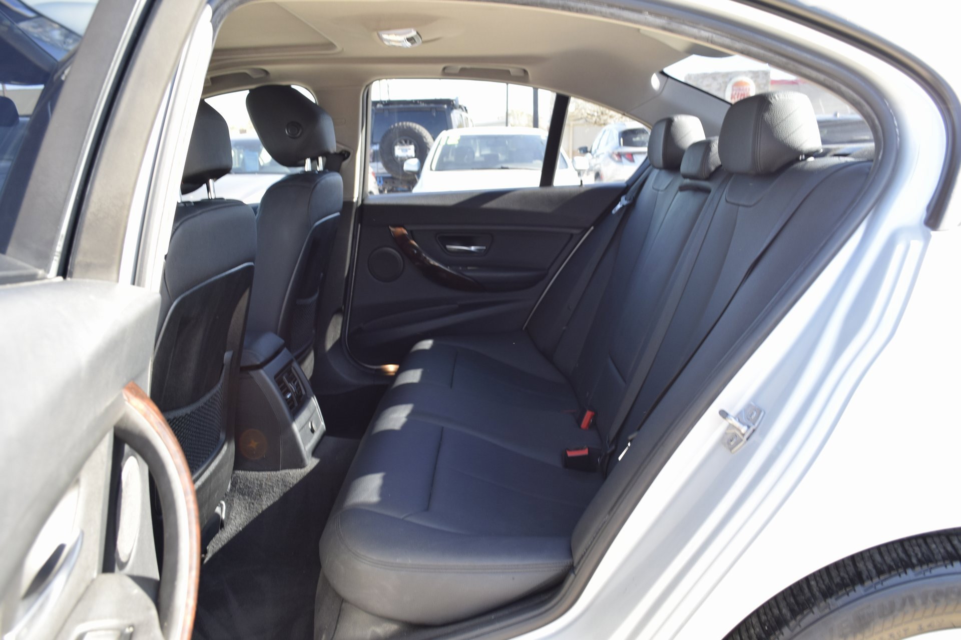 Used 2015 BMW 320i Sedan image 21