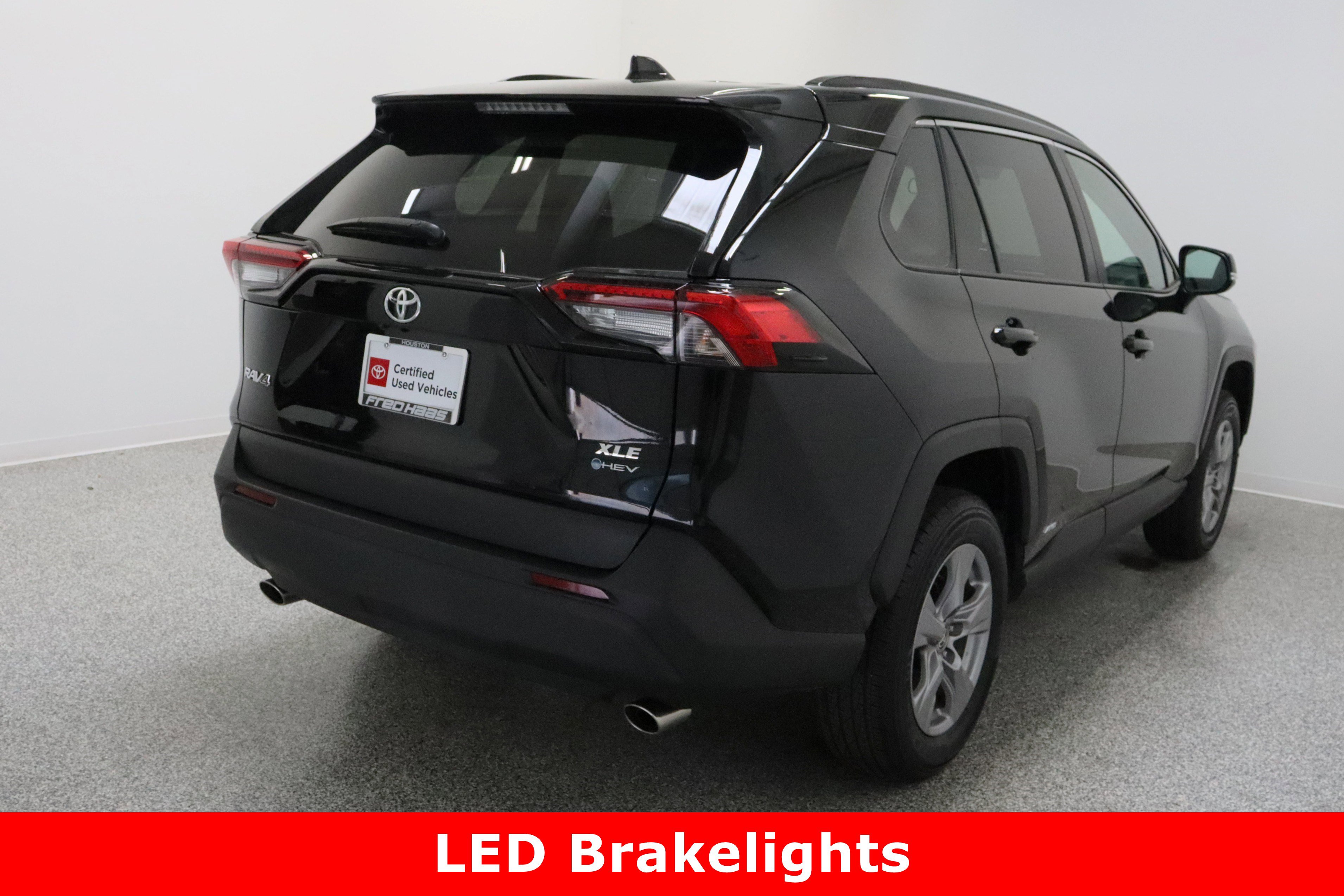 Certified 2025 Toyota RAV4 XLE image 7